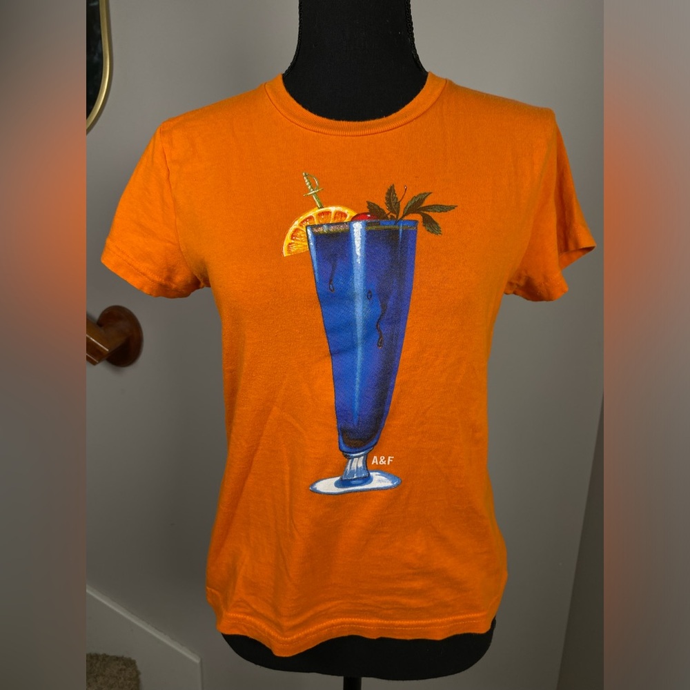 Abercrombie & Fitch L Vintage 100% cotton orange blue cocktail graphic baby tee